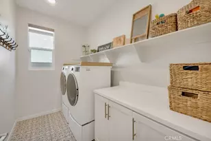 28553 Foothill, Saugus, CA 91350 - Photo 21