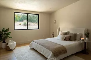 18840 La Amistad, Tarzana, CA 91356 - Photo 39