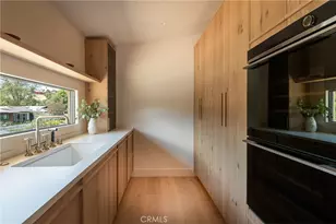 18840 La Amistad, Tarzana, CA 91356 - Photo 15