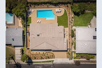 18840 La Amistad, Tarzana, CA 91356 - Photo 65