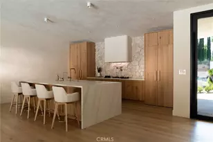 18840 La Amistad, Tarzana, CA 91356 - Photo 9