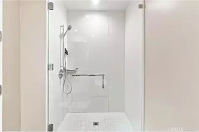 450 N Palm Dr #407, Beverly Hills, CA 90210 - Photo 11