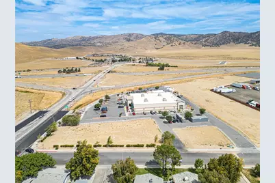 408 N Mill Street, Tehachapi, CA 93561 - Photo 7