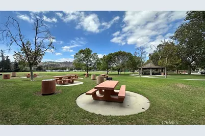 12441 Mountain Trail Street, Moorpark, CA 93021 - Photo 29
