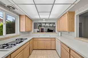 8518 Fullbright Ave, Winnetka, CA 91306 - Photo 9