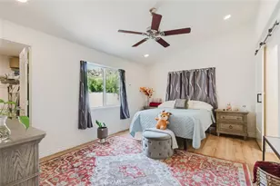 15455 Glenoaks Blvd, Sylmar, CA 91342 - Photo 21