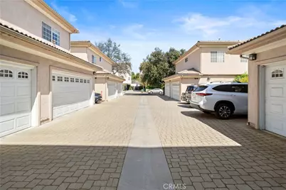 11808 Riverside Drive #3, Valley Village, CA 91607 - Photo 27