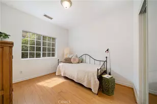 11808 Riverside Dr, Valley Village, CA 91607 - Photo 17