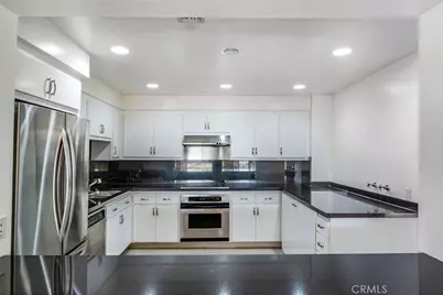 10445 Wilshire #1606, Los Angeles, CA 90024 - Photo 15