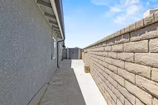 27214 Corry, Saugus, CA 91350 - Photo 51