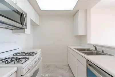 19350 Sherman Way #210, Reseda, CA 91335 - Photo 7