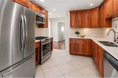 6917 Tyrone Avenue, Van Nuys, CA 91405 - Photo 9