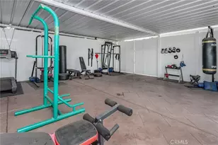 6917 Tyrone Ave, Van Nuys, CA 91405 - Photo 25