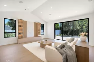 17534 Collins, Encino, CA 91316 - Photo 13