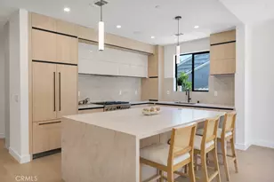 17534 Collins, Encino, CA 91316 - Photo 9