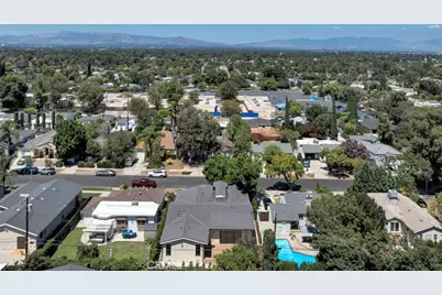 17534 Collins, Encino, CA 91316 - Photo 45