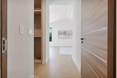 17534 Collins, Encino, CA 91316 - Photo 19