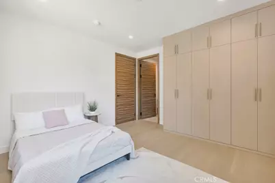 17534 Collins, Encino, CA 91316 - Photo 35