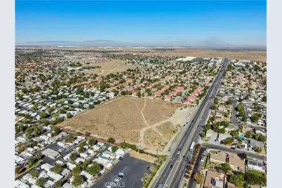 47 Vic Avenue R11, Palmdale, CA 93553 - Photo 13
