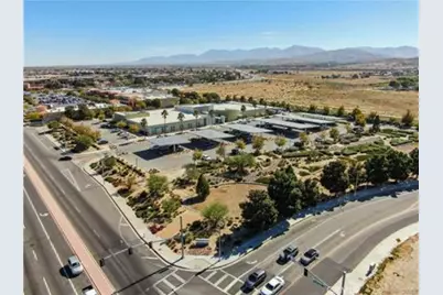 47 Vic Avenue R11, Palmdale, CA 93553 - Photo 41