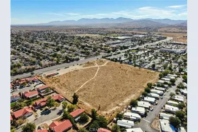 47 Vic Avenue R11, Palmdale, CA 93553 - Photo 11