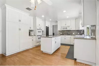 20463 Bermuda Street, Chatsworth, CA 91311 - Photo 11