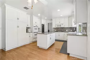 20463 Bermuda St, Chatsworth, CA 91311 - Photo 11