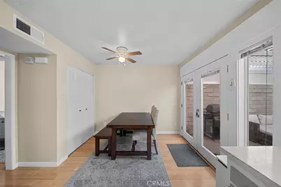24307 La Glorita Circle, Newhall, CA 91321 - Photo 11