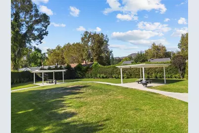 24307 La Glorita Circle, Newhall, CA 91321 - Photo 27