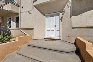 18811 Topham, Tarzana, CA 91335 - Photo 5