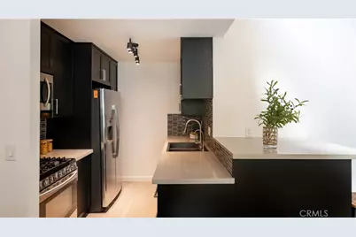 20134 Leadwell #307, Winnetka, CA 91306 - Photo 19