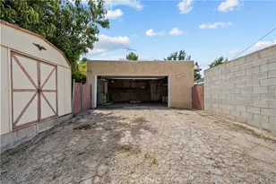 17465 Bullock St, Encino, CA 91316 - Photo 35
