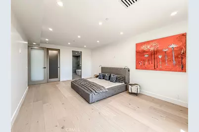 5130 Medina, Woodland Hills, CA 91364 - Photo 39