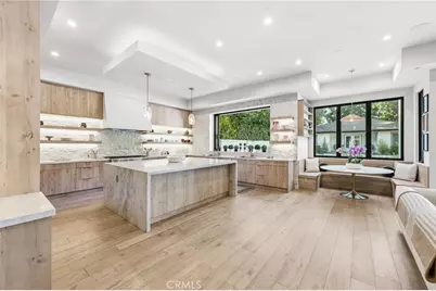 13135 Chandler Boulevard, Sherman Oaks, CA 91401 - Photo 23