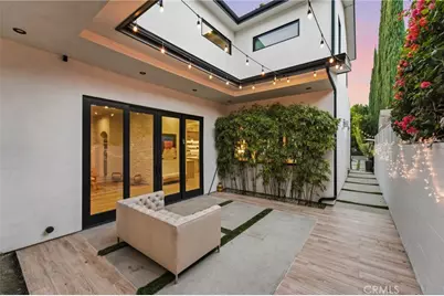 13135 Chandler Boulevard, Sherman Oaks, CA 91401 - Photo 13