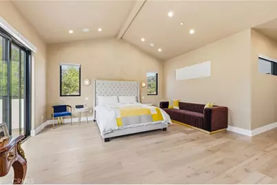 13135 Chandler Boulevard, Sherman Oaks, CA 91401 - Photo 27