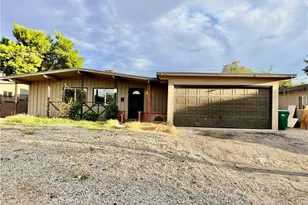 734 Woodgate, Lancaster, CA 93534 - Photo 3
