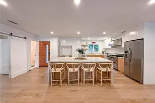 15722 Magnolia, Encino, CA 91436 - Photo 9