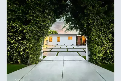 15722 Magnolia, Encino, CA 91436 - Photo 3