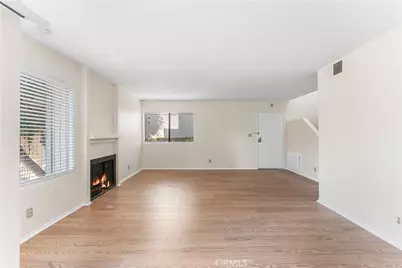 10730 Woodley Avenue #7, Los Angeles, CA 91344 - Photo 9
