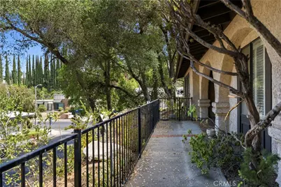 4444 Rochelle Place, Encino, CA 91316 - Photo 31