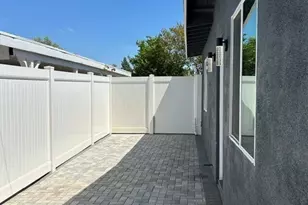 17214 Donmetz, Granada Hills, CA 91344 - Photo 31