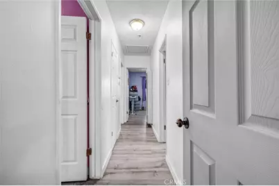 9402 Hickory, Los Angeles, CA 90002 - Photo 9