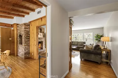 16846 Minnehaha Street, Granada Hills, CA 91344 - Photo 5
