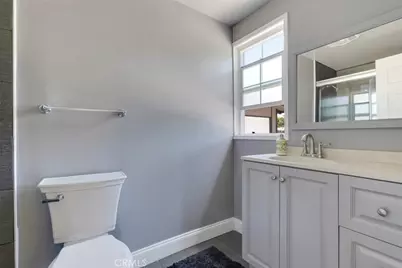 18027 Hatton Street, Reseda, CA 91335 - Photo 23