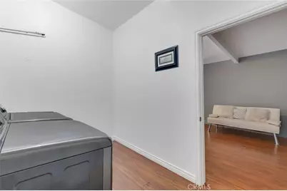 18027 Hatton Street, Reseda, CA 91335 - Photo 31