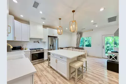 11454 Sunburst Street, Sylmar, CA 91342 - Photo 29