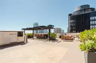 655 S Hope St, Los Angeles, CA 90017 - Photo 11