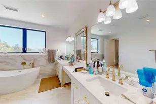 276 Capri, Simi Valley, CA 93065 - Photo 19