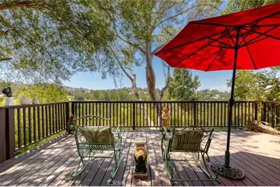 21008 Bandera, Woodland Hills, CA 91364 - Photo 39